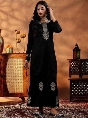 Women Indo Western Floral Embroidered Sequinned Tunic With Palazzos Ethnic Co-Ords Set VitansEthnics