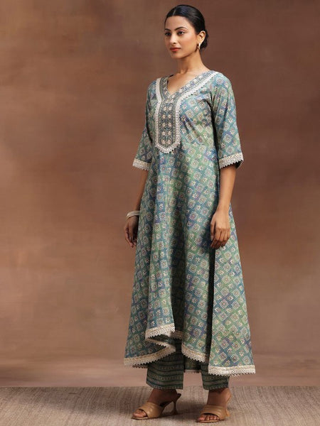 Women Ethnic Motifs Printed Zari Panelled Flared Kurta With Trouser & Dupatta