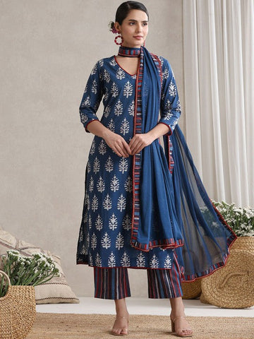 Women Floral Printed Flared Pure Cotton Kurta with Palazzos & With Dupatta Set VitansEthnics