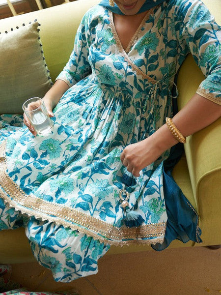 Women Floral Printed Regular Gotta Patti Pure Cotton Kurti with Sharara & Dupatta VitansEthnics